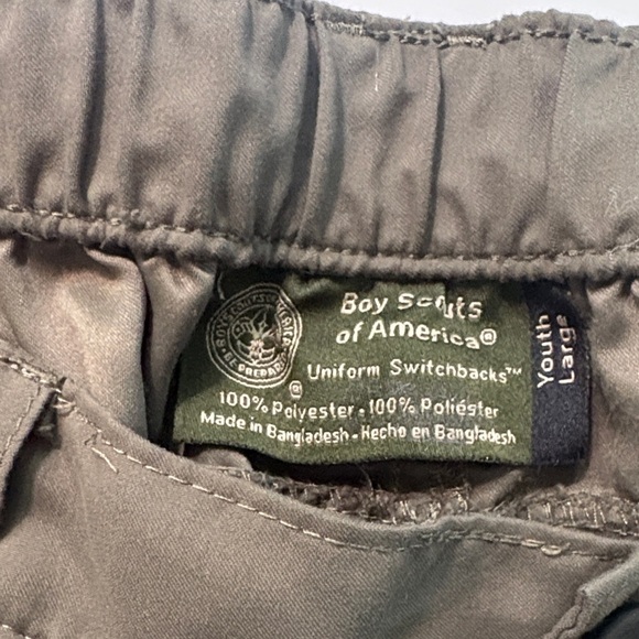 Youth Boy Scouts of America Olive Uniform Cargo Shorts - Size Large - Picture 2 of 4